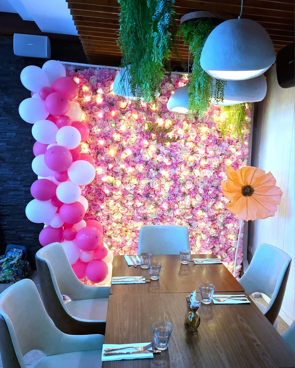Location Mur de Fleurs Artificielles pour Mariage